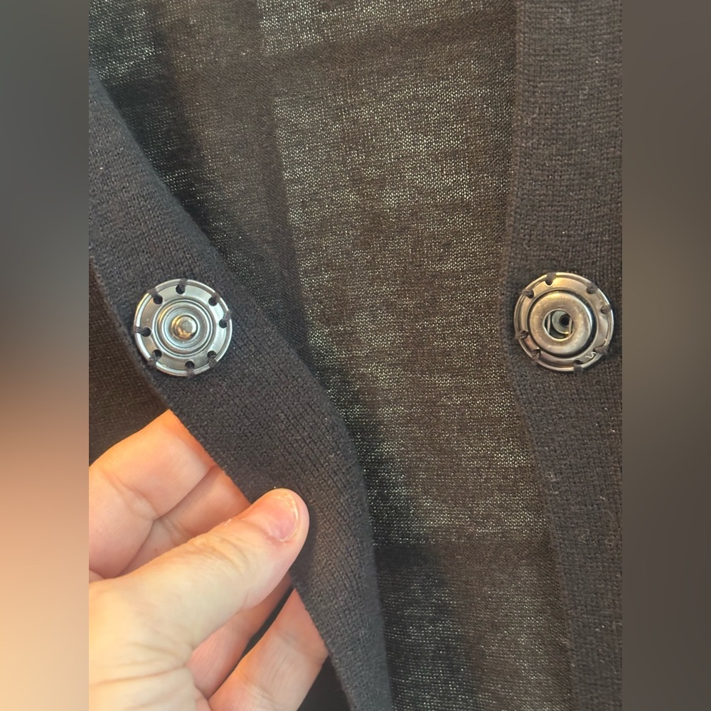 BURBERRY LONDON Silk Wool Blend Lightweight Cardigan, Horse Medallion,Super Soft - Picture 5 of 14